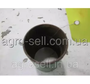 Кожух шлицевого соединения бортовой передачи комбайна JDS670/S690 H134444 Кожух шлицевого соединения бортовой передачи комбайна JDS670/S690 H134444