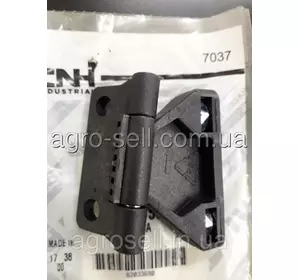 Петля зажимная левая T7060/Puma Case 82033690 Петля зажимная левая T7060/Puma Case 82033690