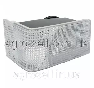 Фара правая в сборе 12В/35Вт 7240/8940 Case 91972C2 Фара правая в сборе 12В/35Вт 7240/8940 Case 91972C2