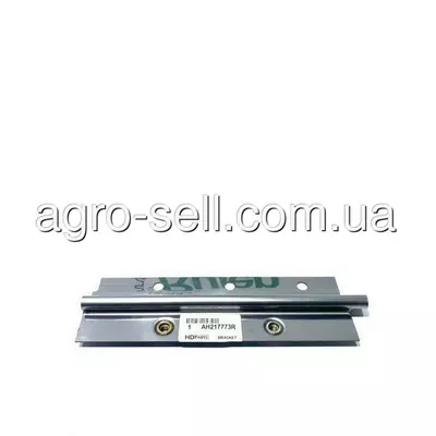 Пластина (AH217773) John Deere