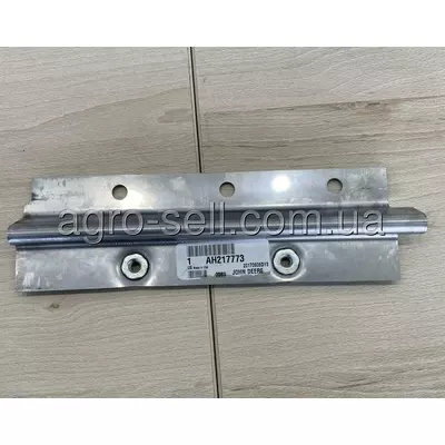 Кронштейн жниварки AH217773 John Deere